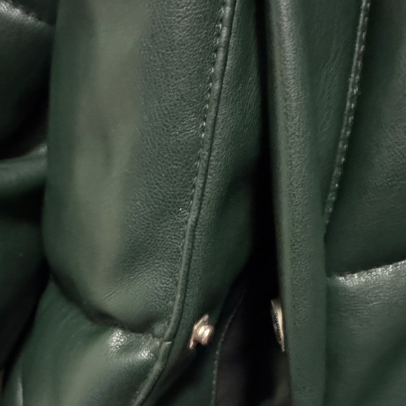 Levi's Forest Green Puffer Jacket - Picture 6 of 13